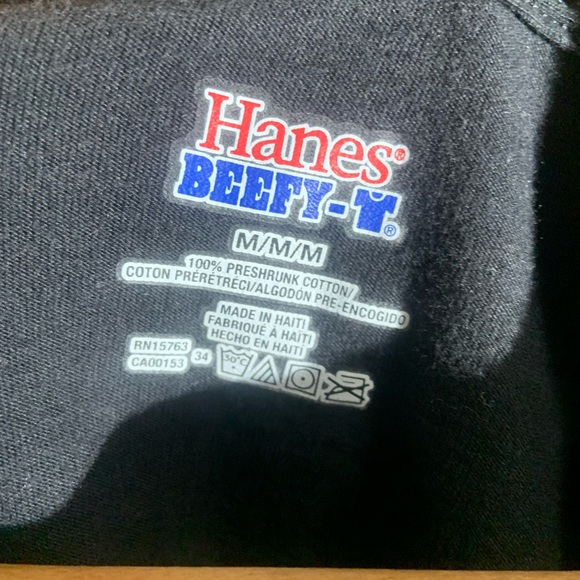 Garth brooks medium black T-shirt - Picture 2 of 3